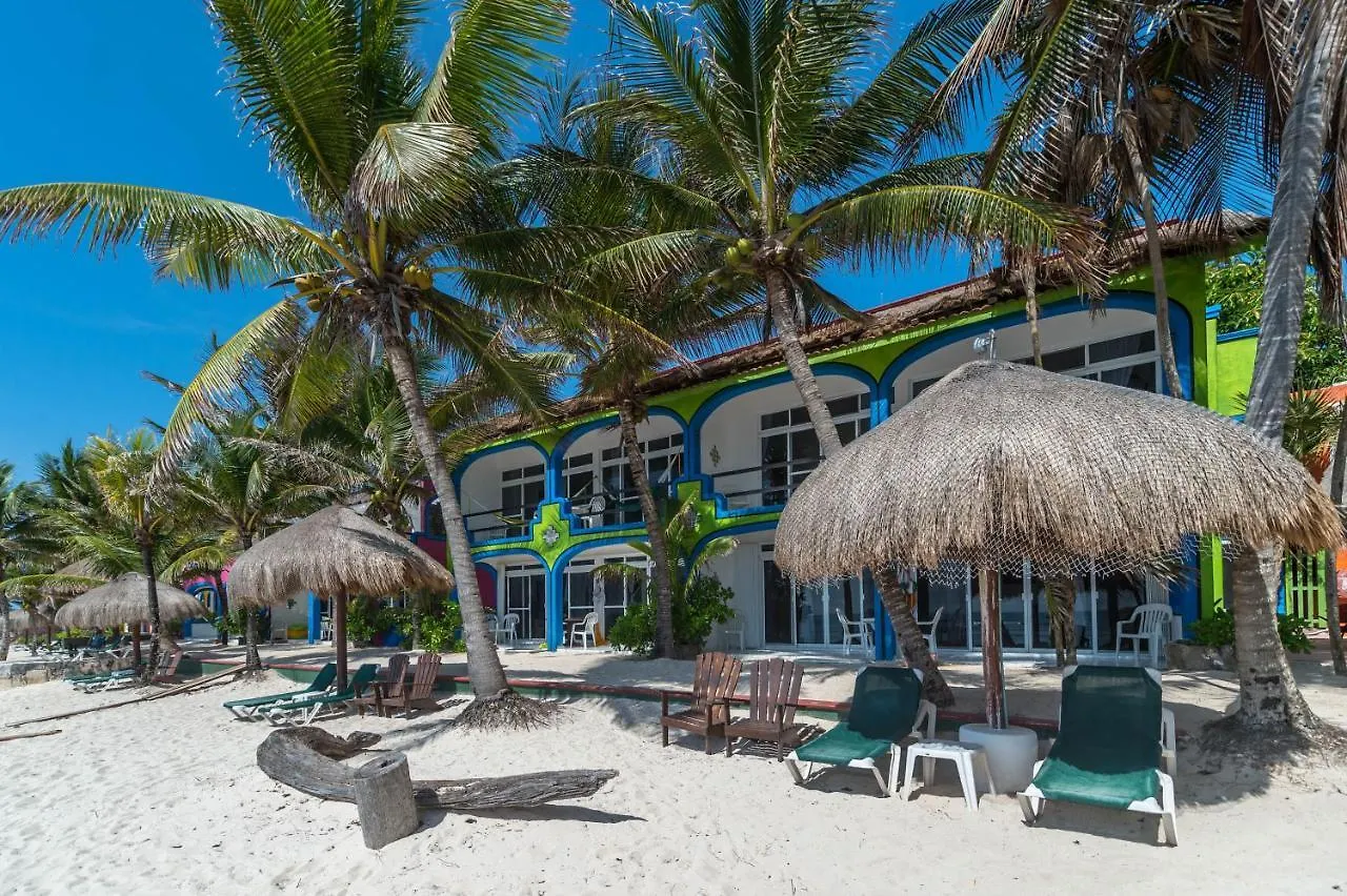 Del Sol Beachfront Akumal Hotel