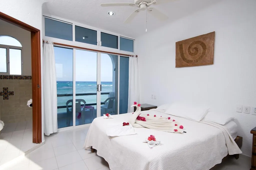 Del Sol Beachfront Akumal Mexico